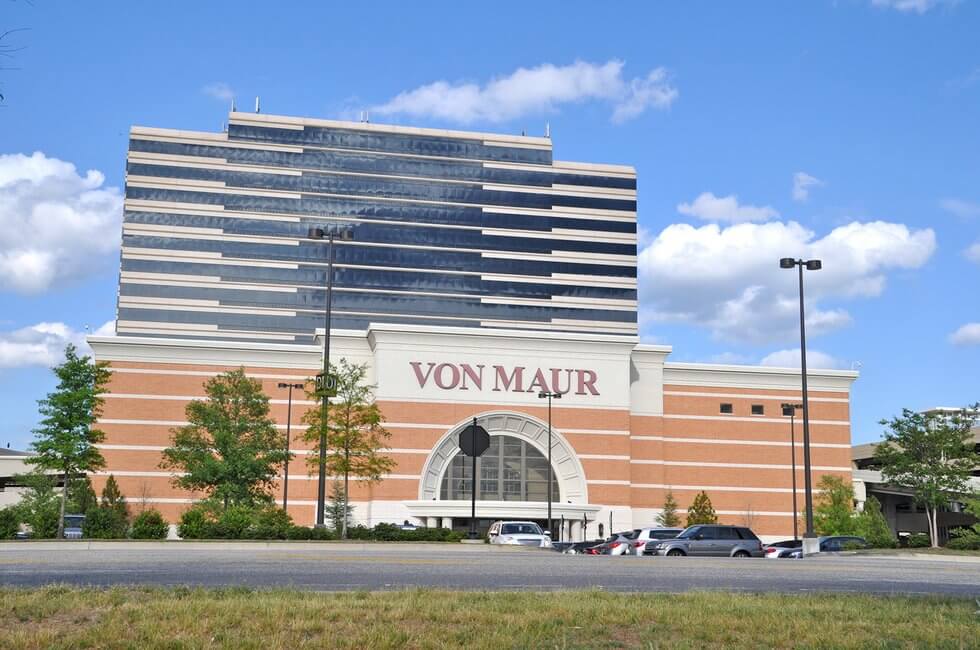 Von Maur Department Store